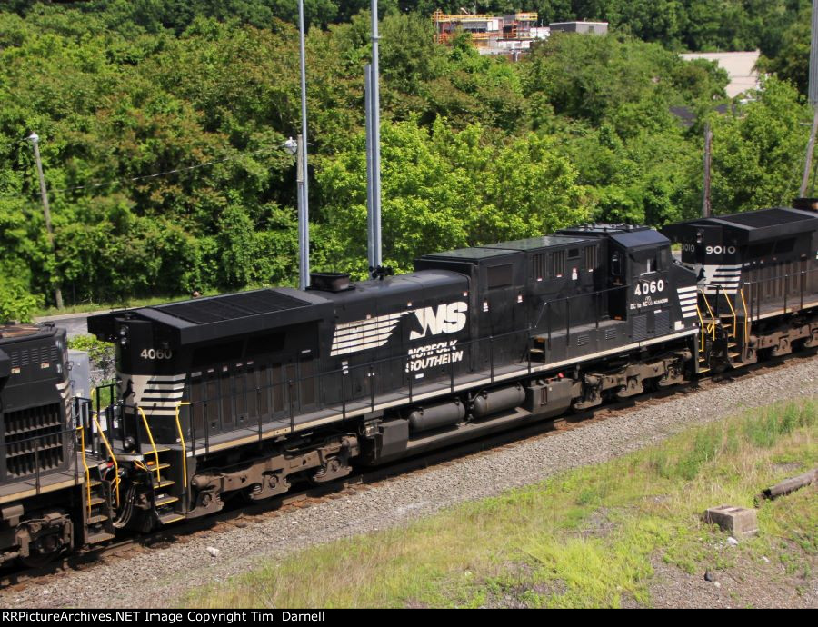 NS 4060 on 39A